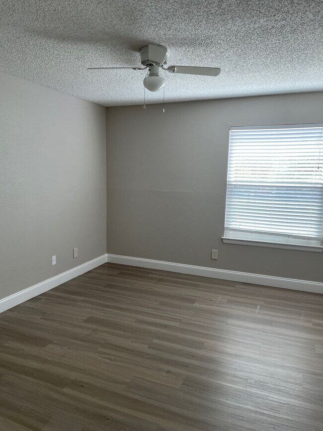 Building Photo - 3764 Idlebrook Cir