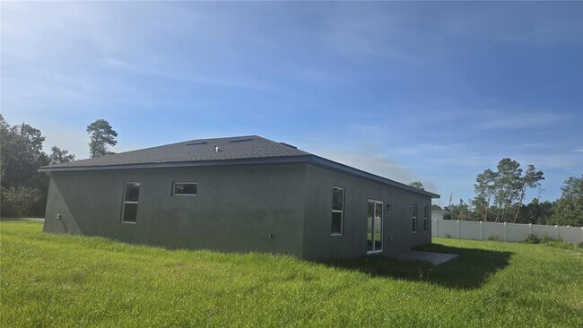 Building Photo - 15730 SW 40th Ave