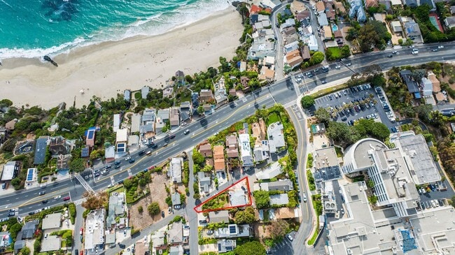 Building Photo - Virginia Way - Mohajer Unit A