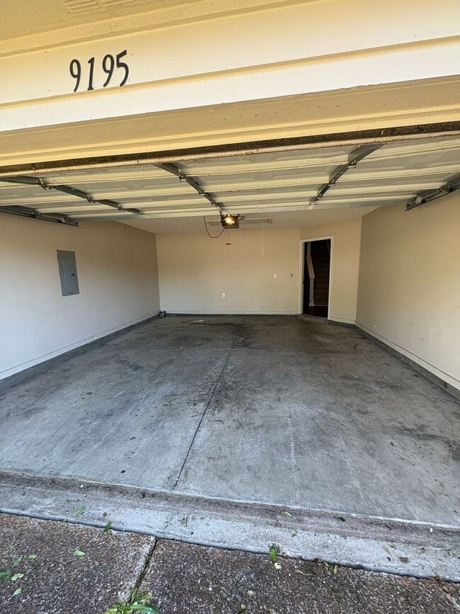 Building Photo - Beautiful 3 bedroom 2 bath home in Cordova, TN 38016