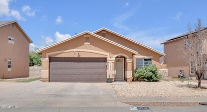 Building Photo - Northeast El Paso 3 bed with Refrig A/C an...