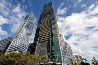Building Photo - Echo Brickell 1451 Brickell Ave, Unit A1906