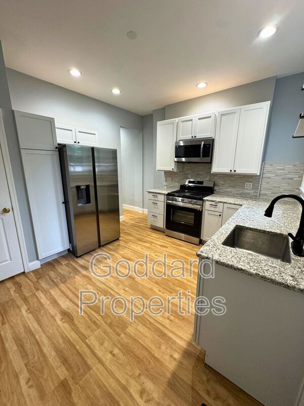 Building Photo - 1713 Linden Ave