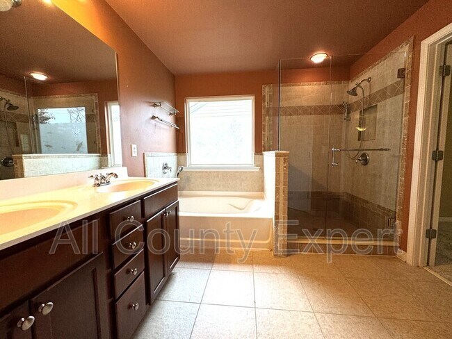 Building Photo - 969 Pierce Ivy Ct NE