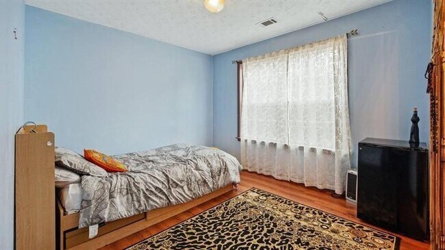 Building Photo - 3930 Bogan Mill Rd NE