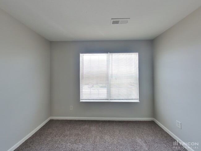 Building Photo - 639 Geronimo Dr