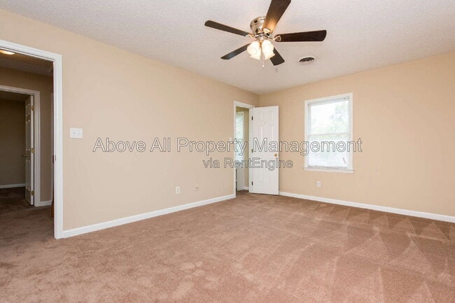 Building Photo - 408 Hunters Ridge Dr