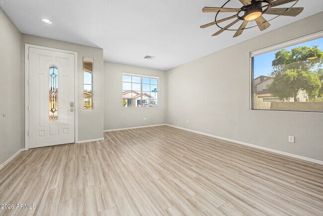 Building Photo - 15207 W Windward Ave