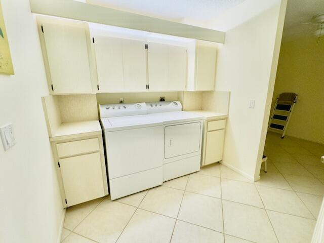 Building Photo - 3540 Whitehall Dr