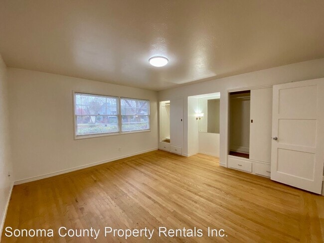 Building Photo - 3 br, 2 bath House - 2115 Montecito Ave