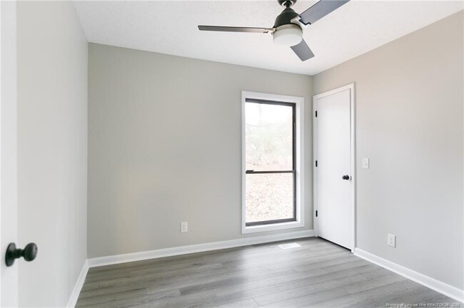 Building Photo - 7128 Old Castle Dr