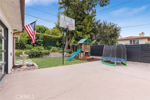 Building Photo - 2116 Palos Verdes Dr W