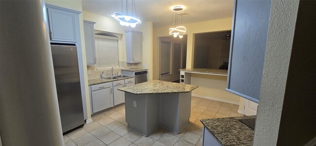 Building Photo - 6314 Columbia Falls Ln