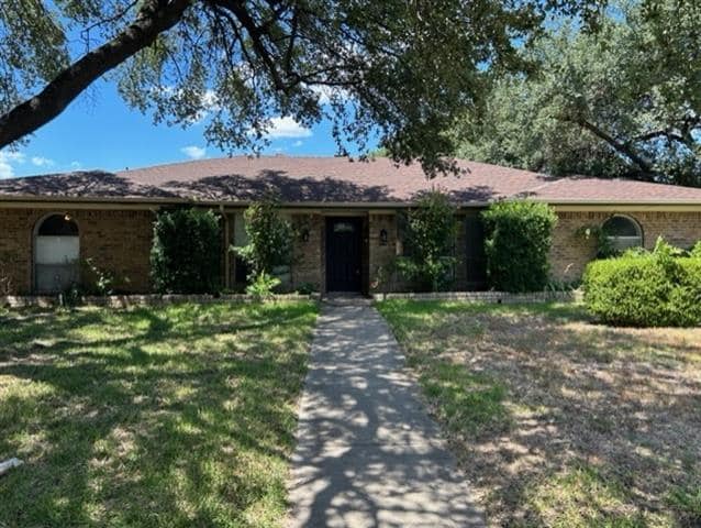 Building Photo - 3101 Jomar Dr