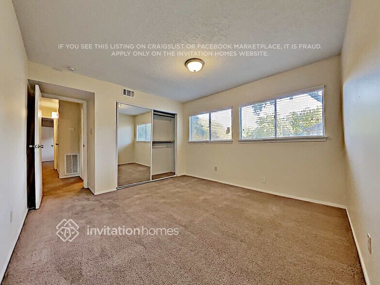 Building Photo - 18007 Autumn Trails Ln