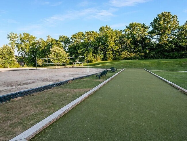 Building Photo - 2812 Americus Dr