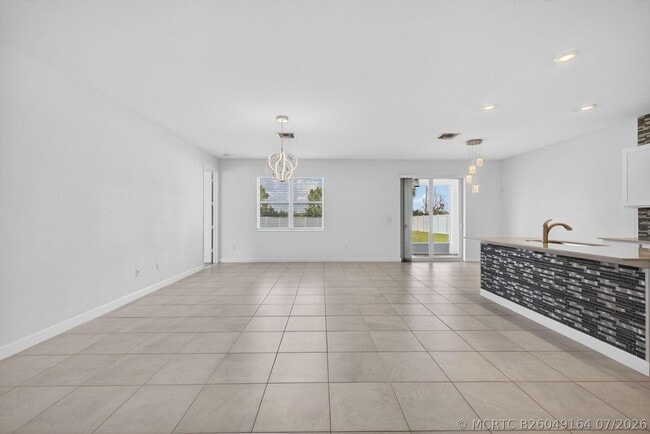 Building Photo - 13275 NW Copper Creek Dr