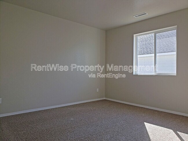 Building Photo - 4985 W Twisted Creek St