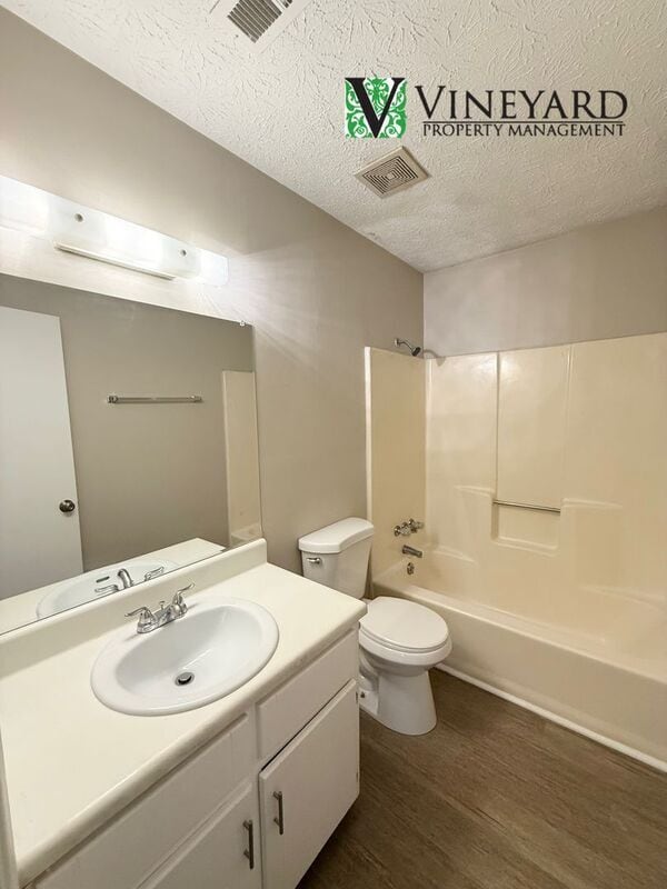 Building Photo - 19 Hannon Way