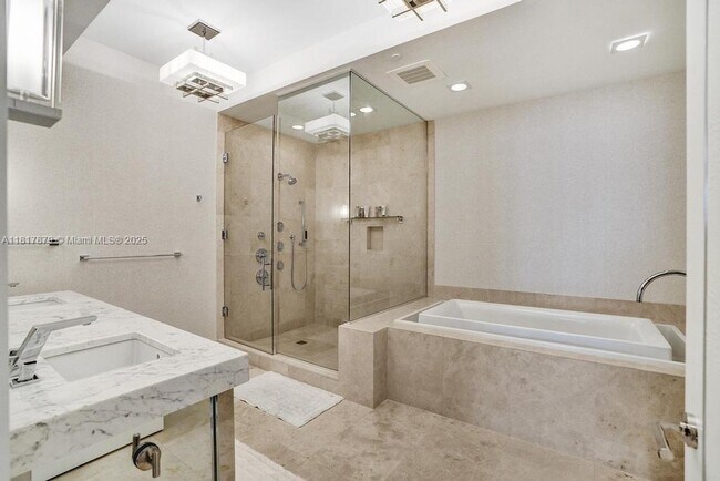Building Photo - 9705 Collins Ave