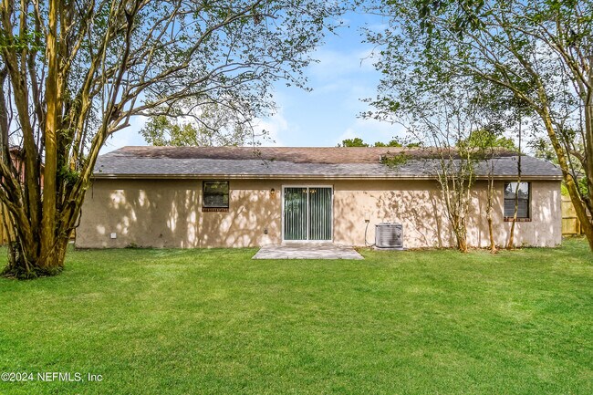 Building Photo - 2771 Winchester Ave