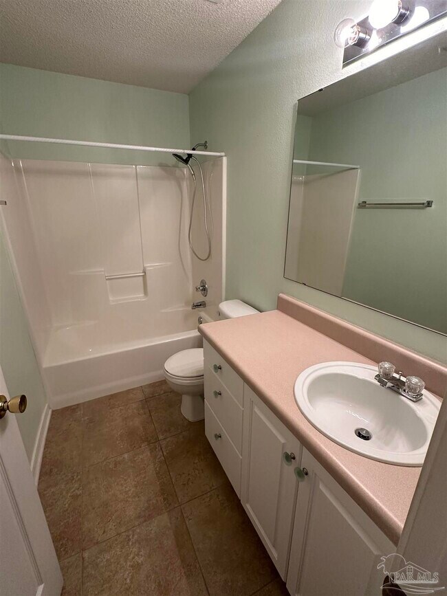 Building Photo - 317 Mizzen Ln