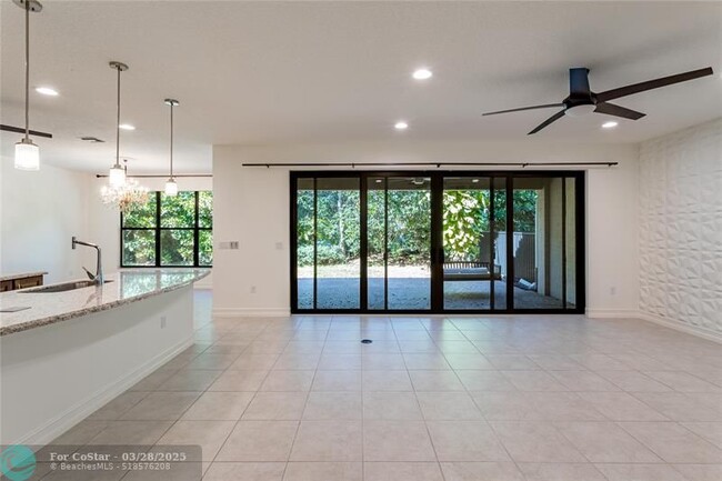 Building Photo - 8127 Rainforest Jasper Ln
