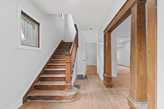 Building Photo - 403 N 9th St