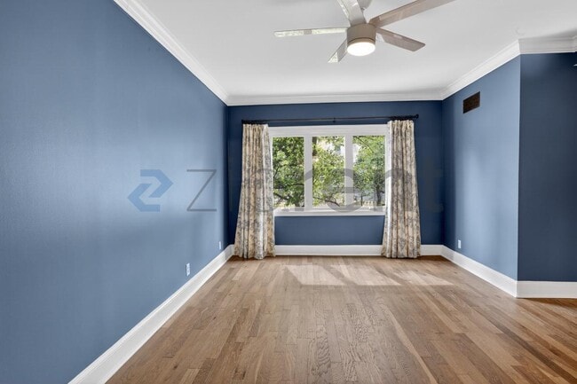 Building Photo - 3638 Peachtree Rd NE