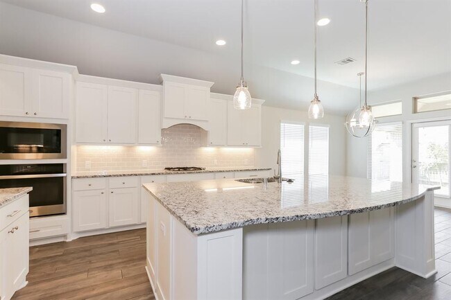 Building Photo - 122 S Carson Cub Ct