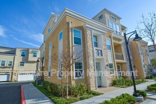 Building Photo - 649 Winchester Dr