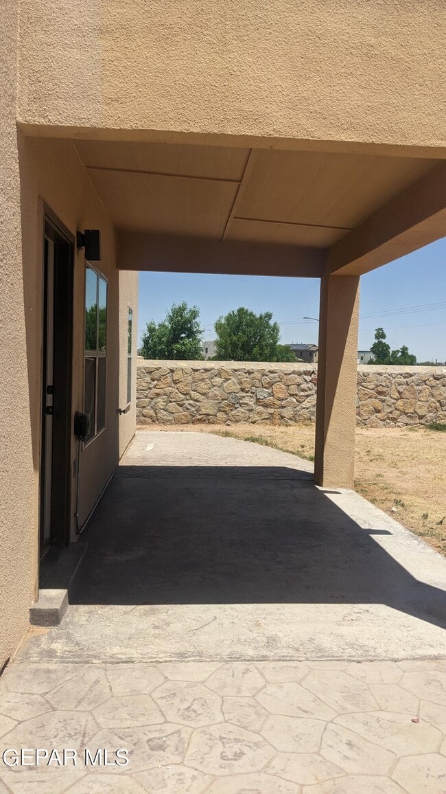 Building Photo - 3752 Loma Jacinto