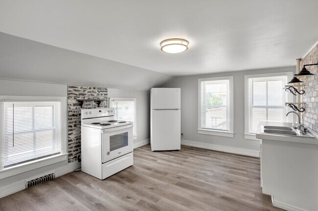 Building Photo - 1314 22nd St