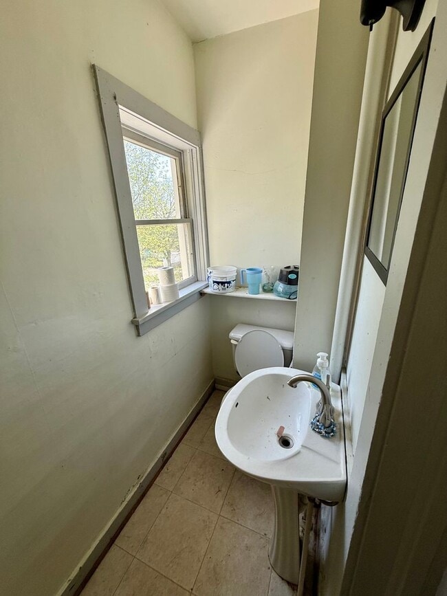 Building Photo - 4 bed 2 bath single family home in Wausau