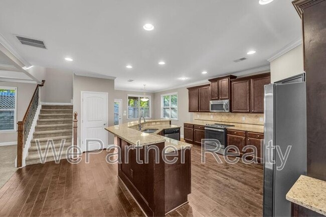 Building Photo - 7067 Walham Grove