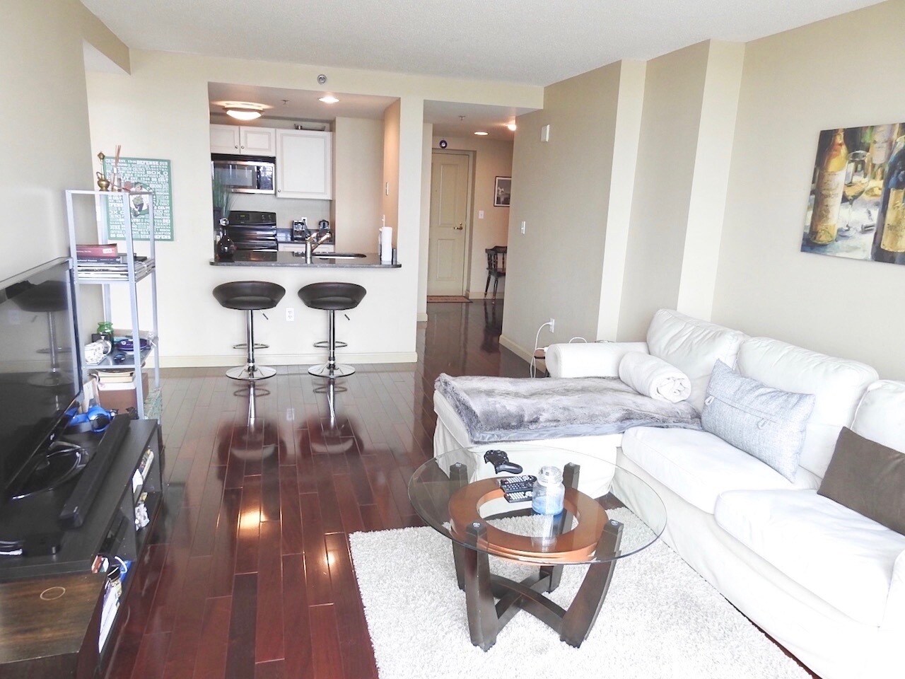 Building Photo - 10 Museum Way