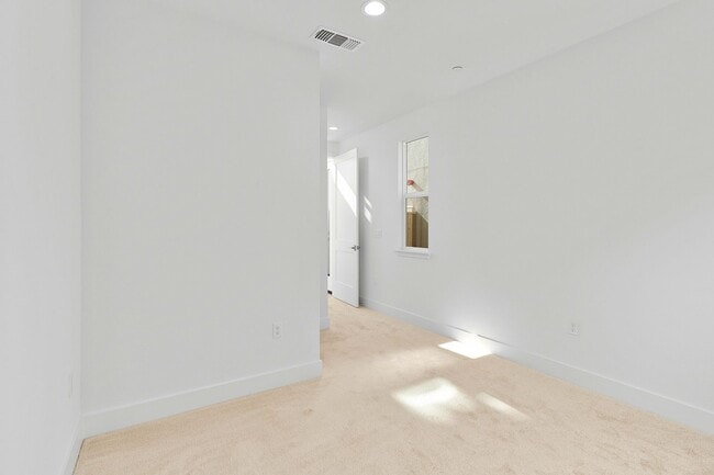 Building Photo - Modern 3-Story New Construction Home in North Napa