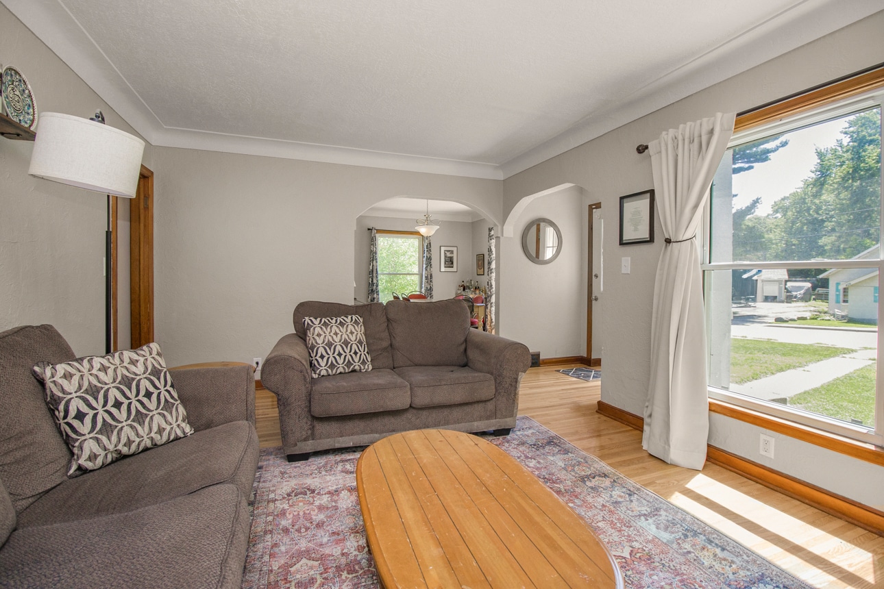 Building Photo - 412 Bircher Ave