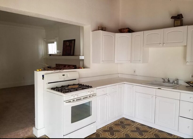 Building Photo - 41 E Speedway Blvd