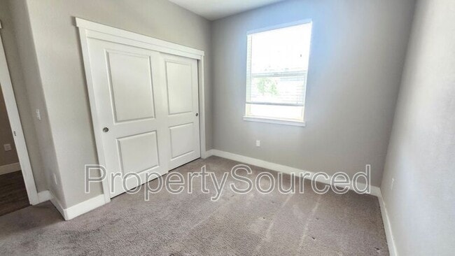 Building Photo - 17848 Eastman Ct