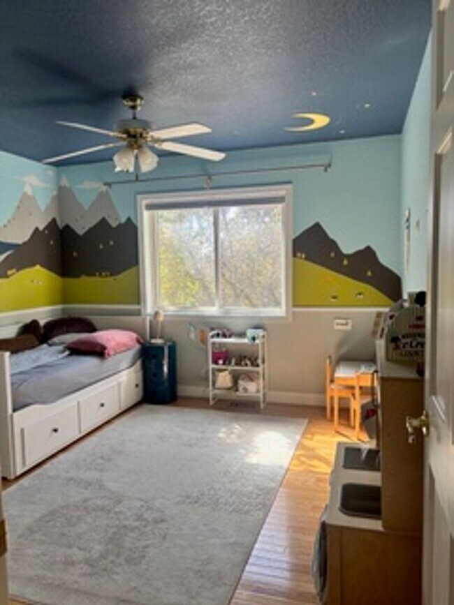 Building Photo - 815 Trail Ridge Dr