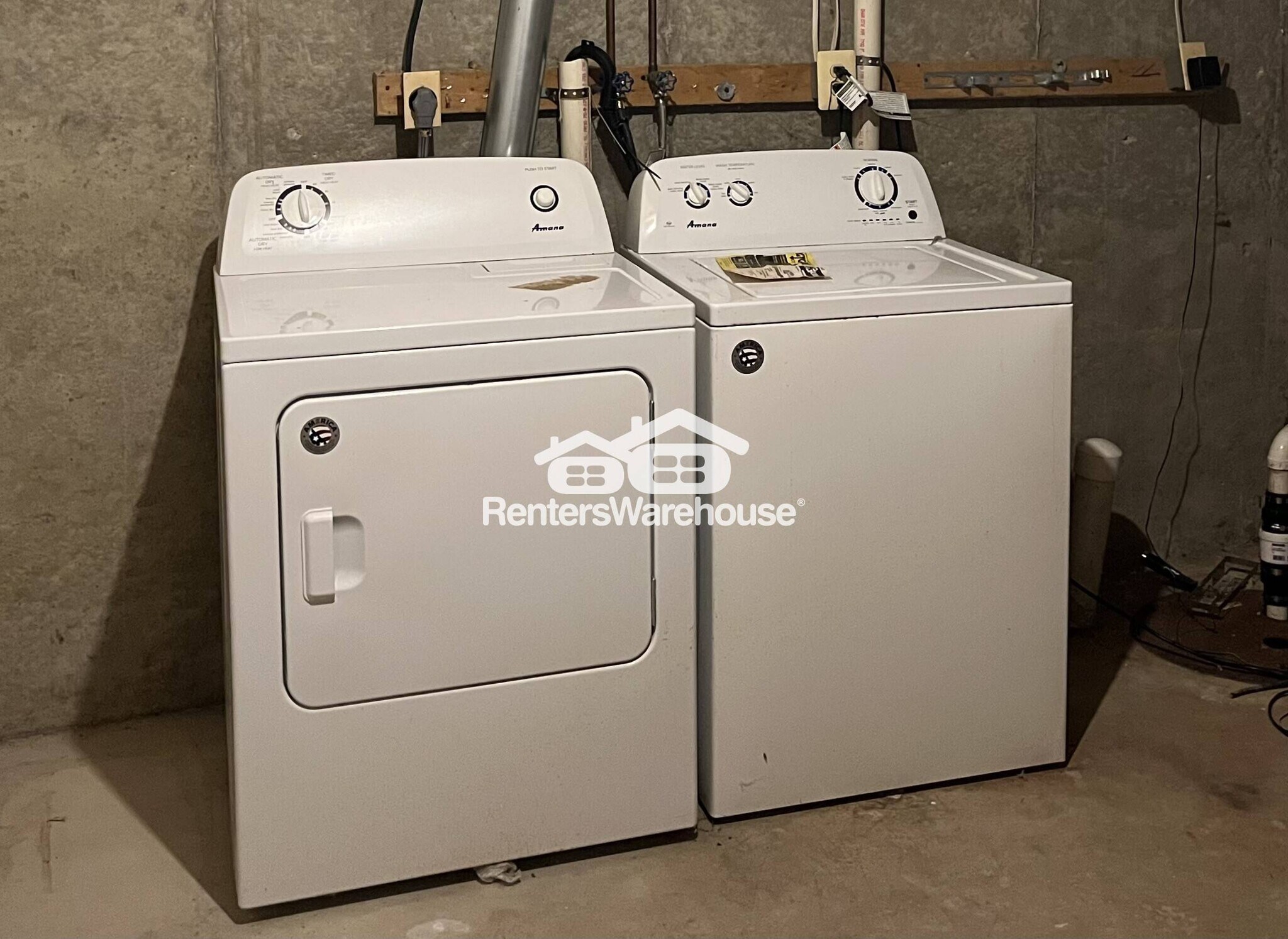 Building Photo - 6466 Woodland Forest Dr