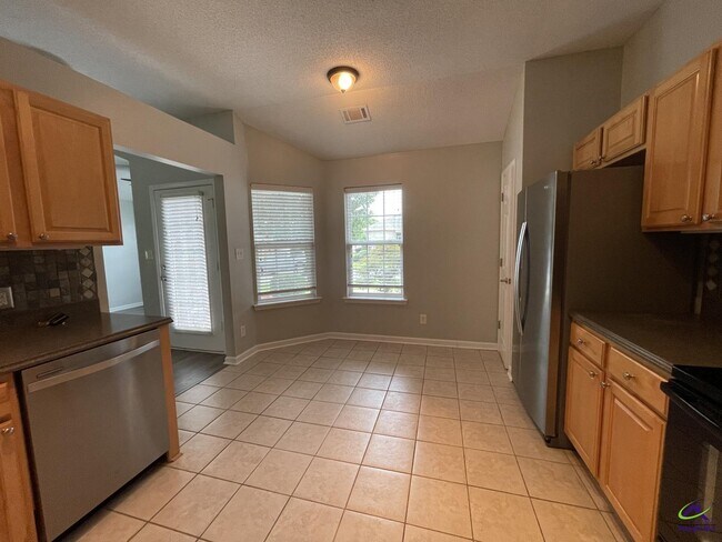 Building Photo - 200 S Houston Springs Blvd