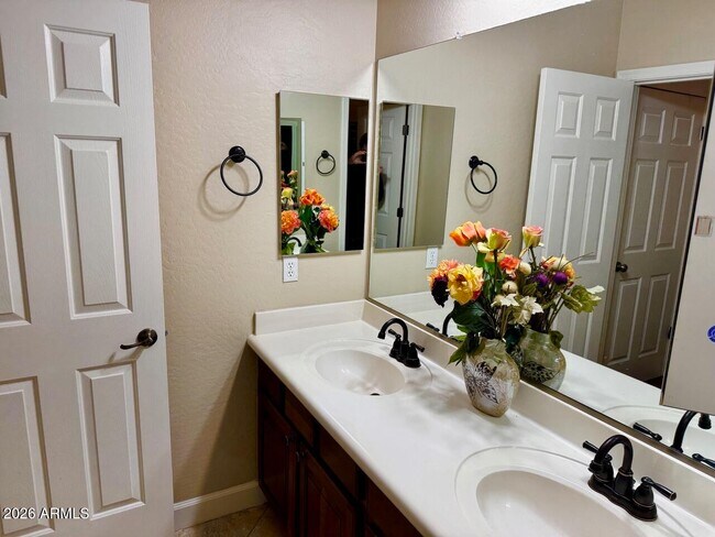 Building Photo - 4320 W Olney Ave