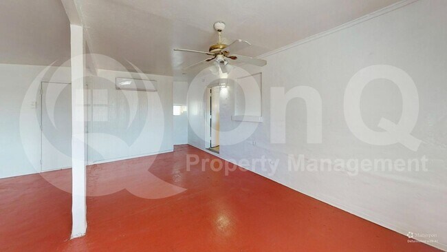 Building Photo - 872 W Glenn St