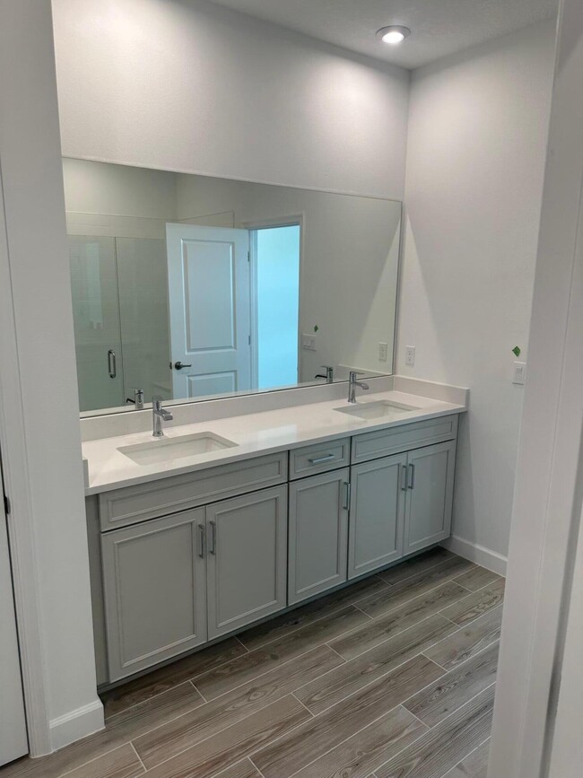 Building Photo - 12167 SW Viridian Blvd