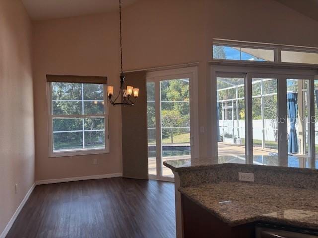 Building Photo - 736 Sunflower Dr