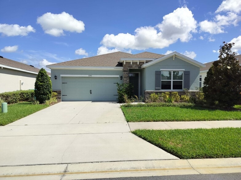 Primary Photo - 5240 Sunshine Dr