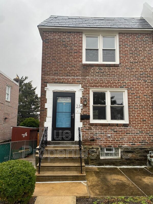 Primary Photo - 234 W Washington Ave