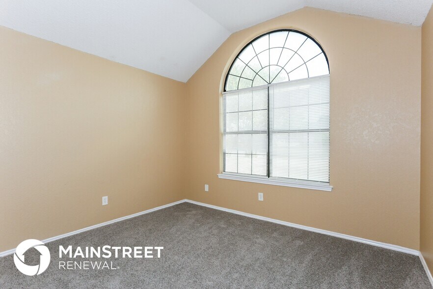 Building Photo - 1632 Hunting Green Dr